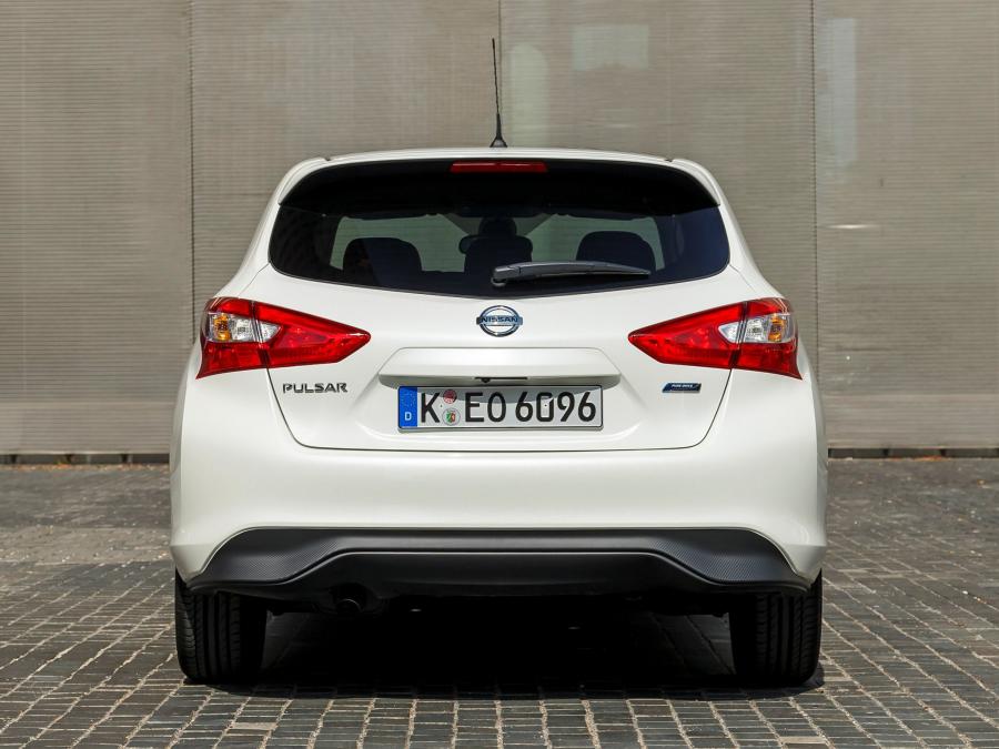  Nissan Pulsar 2015 года  (фото 27 из 33)